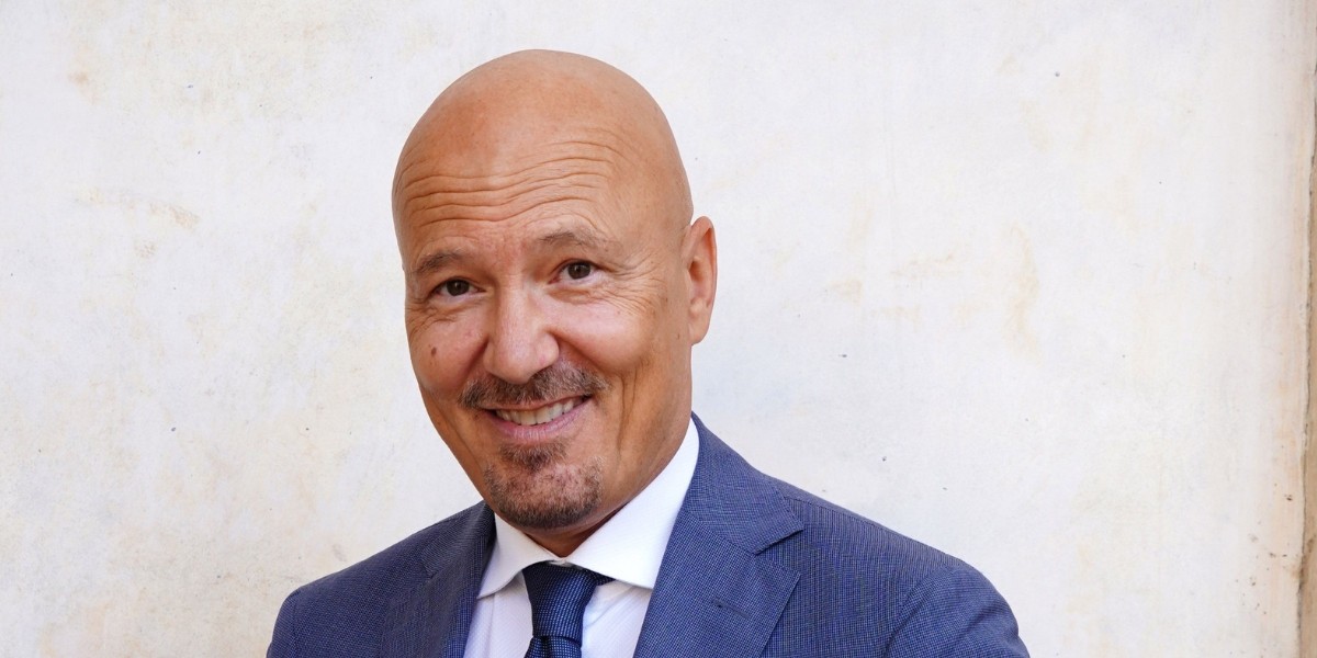 Corrado Peraboni presenta Pescare Show Rimini 2025 Corrado Peraboni presenta Pescare Show Rimini 2025