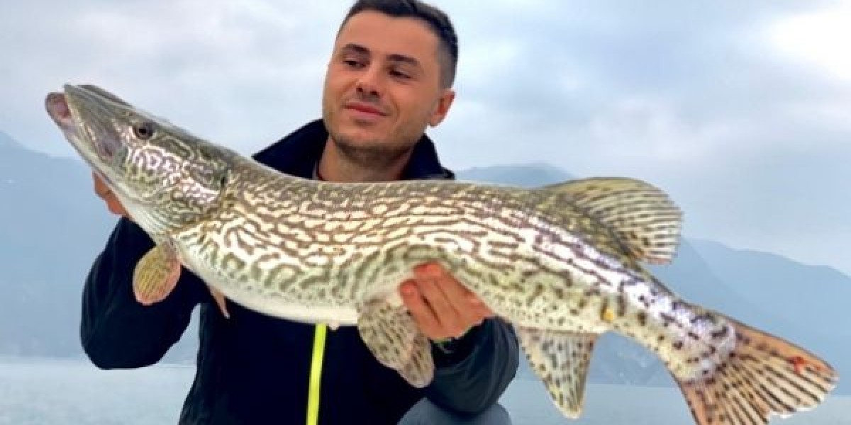 Pesca a spinning sul lago d'Iseo 